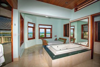 Sheriva Luxury Villas And Suites