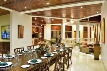 Sheriva Luxury Villas And Suites