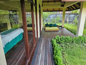 Filitheyo Island Resort