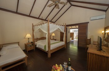 Filitheyo Island Resort