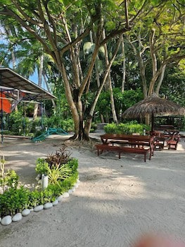 Filitheyo Island Resort