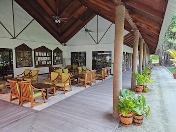 Filitheyo Island Resort
