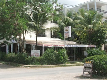 Plaza Real Resort