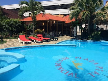Plaza Real Resort
