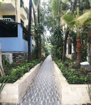 Plaza Real Resort