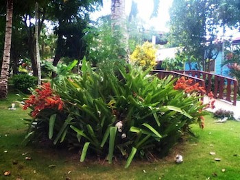 Plaza Real Resort