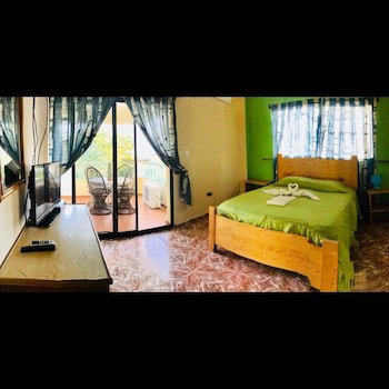 Plaza Real Resort