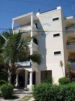 Plaza Real Resort