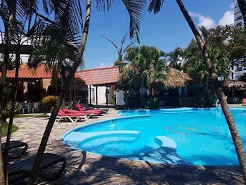 Plaza Real Resort