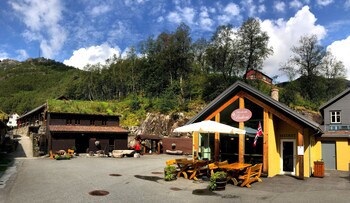 Byrkjedalstunet