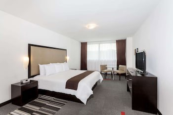 Wyndham Costa Del Sol Lima Airport