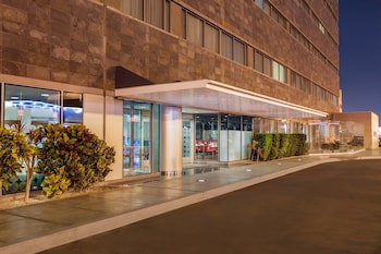 Wyndham Costa Del Sol Lima Airport