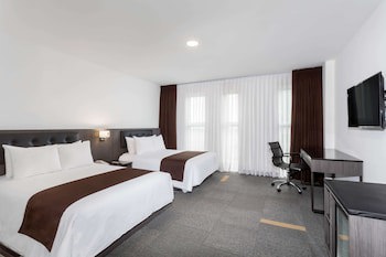 Wyndham Costa Del Sol Lima Airport