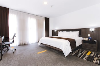 Wyndham Costa Del Sol Lima Airport