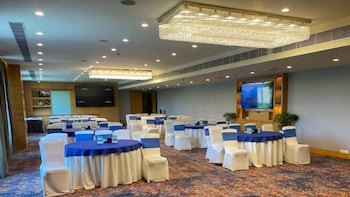 Crowne Plaza Hotel Gurgaon, An Ihg Hotel