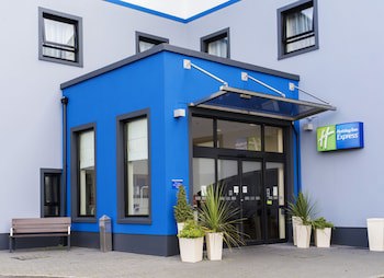 Holiday Inn Express Antrim, An Ihg Hotel