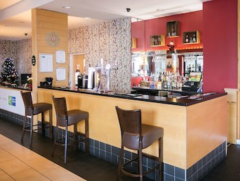 Holiday Inn Express Antrim, An Ihg Hotel