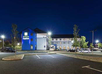 Holiday Inn Express Antrim, An Ihg Hotel