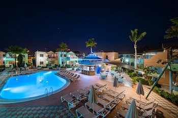 Club Vista Serena