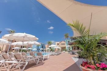 Club Vista Serena