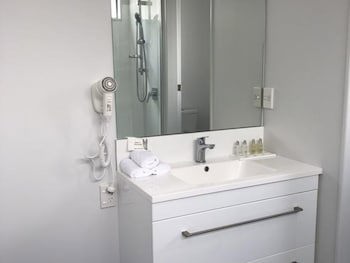 Durham Motor Inn
