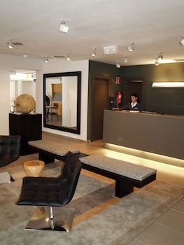 Eco Alcala Suites