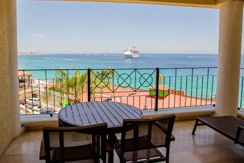 Casa Dorada Los Cabos Resort & Spa