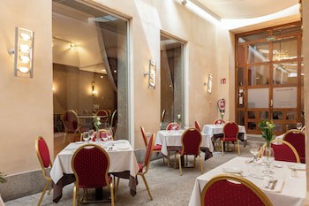 Hotel San Antonio El Real