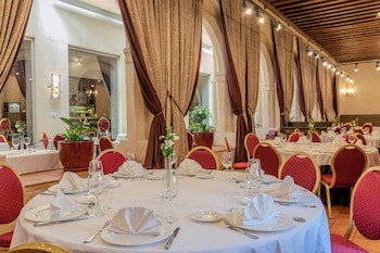 Hotel San Antonio El Real