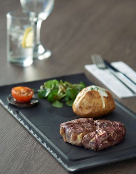 Hyatt Place London Heathrow Airport
