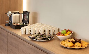 Hyatt Place London Heathrow Airport