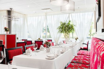 Avalon Hotel & Conferences