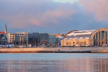 Avalon Hotel & Conferences