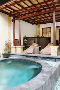 Bali Ayu Hotel And Villas