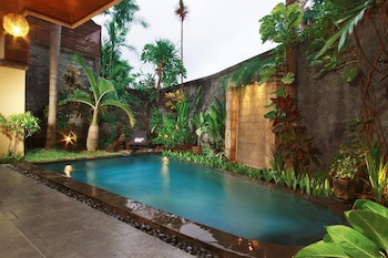 Bali Ayu Hotel And Villas