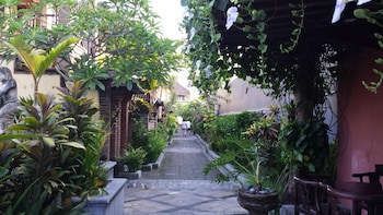 Bali Ayu Hotel And Villas