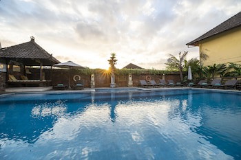 Bali Ayu Hotel And Villas