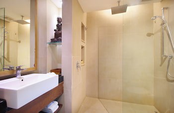 Alamkulkul Boutique Resort Kuta Bali