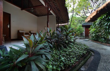 Alamkulkul Boutique Resort Kuta Bali
