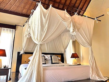 Barong Resort And Spa