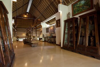 Barong Resort And Spa