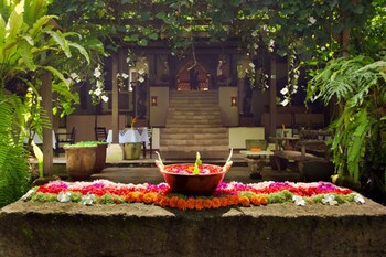 Barong Resort And Spa