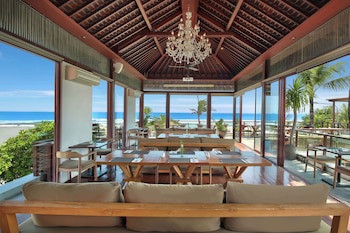 Bali Niksoma Boutique Beach Resort