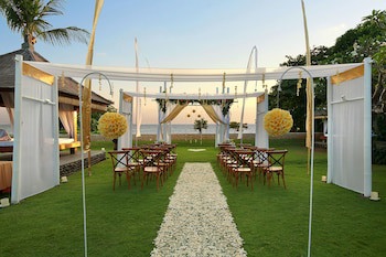 Bali Niksoma Boutique Beach Resort