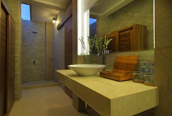 Bali Nyuh Gading Villa