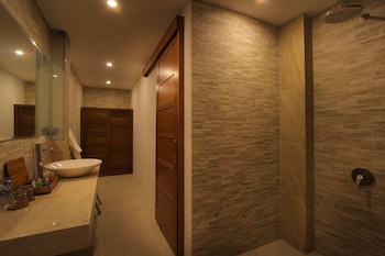 Bali Nyuh Gading Villa