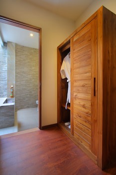 Bali Nyuh Gading Villa