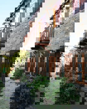 Eveleos Country House