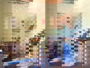 Eveleos Country House