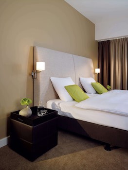 Lindner Hotel Antwerp, Part Of Jdv By Hyatt